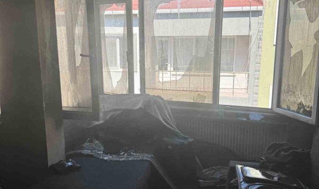 Bandırma'da ev yangını